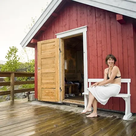 Vandrarhem Lofoten Sommerhotell Og
