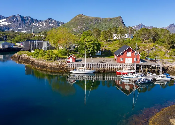 Albergue Lofoten Sommerhotell Og
